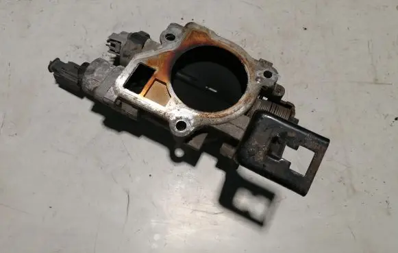 Chrysler Pacifica Throttle valve