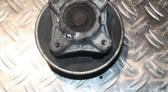 Volvo XC70 Water pump pulley 30731821