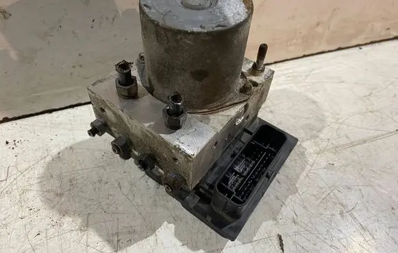 Citroen C4 I Picasso ABS Pump 9676231280