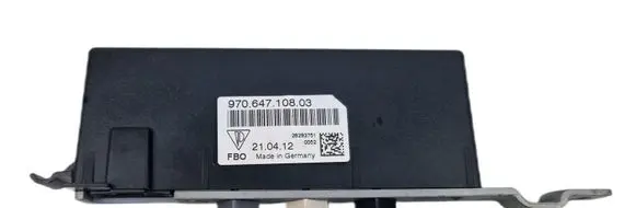 Porsche Panamera (970) Antenna control unit 97064710803