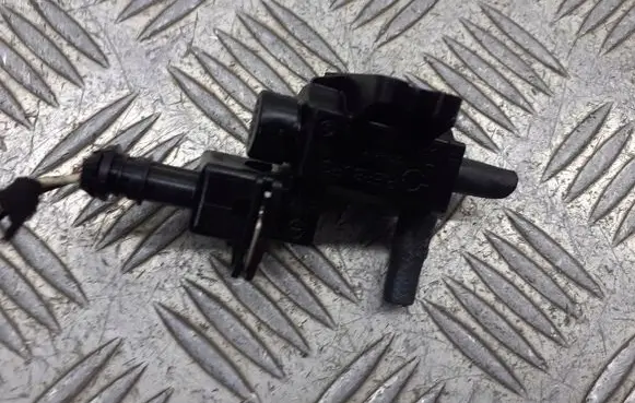 Opel Astra J Valve vacuum 8972882491