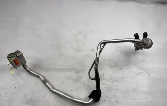 Volvo XC90 Air conditioning (A/C) pipe/hose 31404338