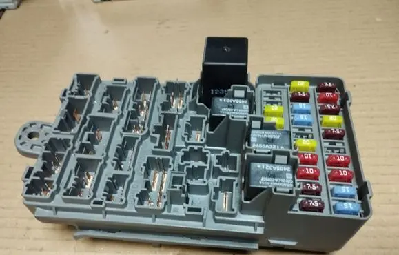 Honda Element Fuse box set SCVA32