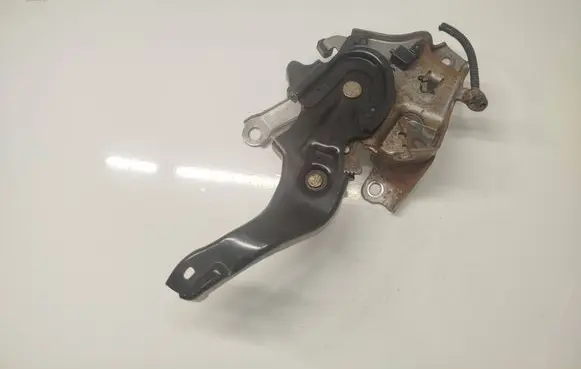 Lexus RX 330 - 350 - 400H Handbrake/parking brake lever assembly