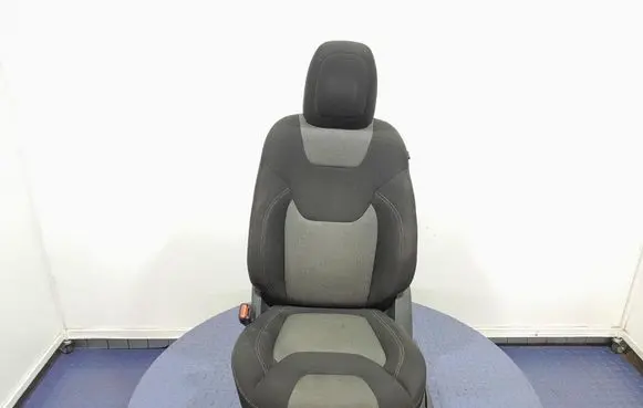 Jeep Grand Cherokee Front driver seat 