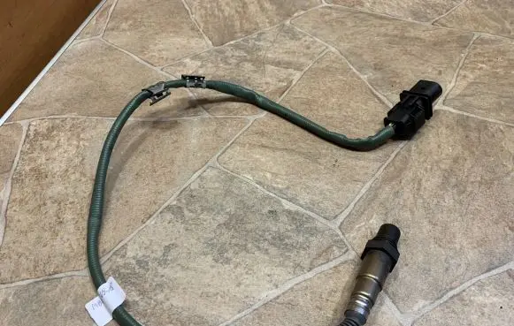 Mercedes-Benz C W204 Lambda probe sensor 0075420218