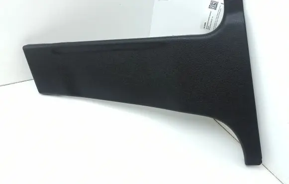 Mercedes-Benz C W204 (B) pillar trim (bottom) A2046900425 A050688 50512