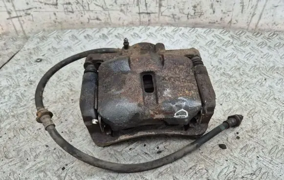 Nissan Qashqai Front brake caliper