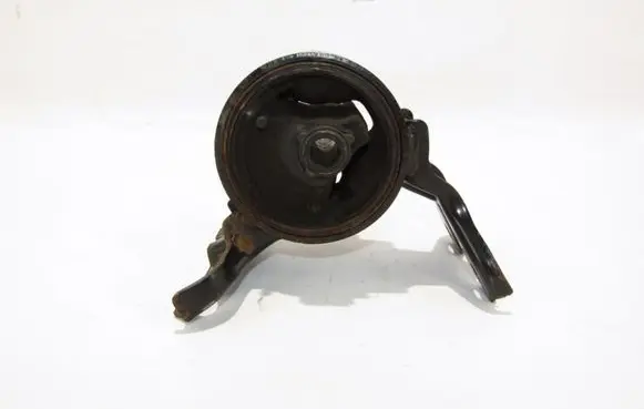 Peugeot 4007 Engine mount bracket
