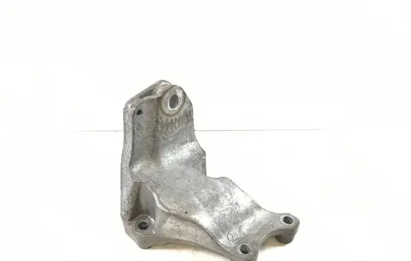 Ford Mustang VI Engine mounting bracket X05302A
