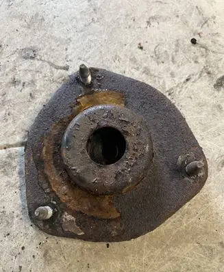 Mitsubishi Space Star Front upper strut mount 