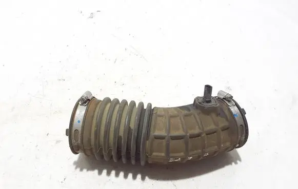 Chrysler Pacifica Air intake duct part 72142483