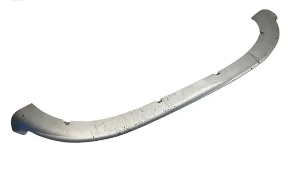 Front bumper lip