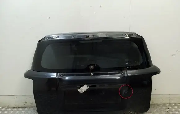 Toyota Urban Cruiser (XP110) Tailgate/trunk/boot lid