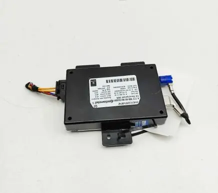 Mercedes-Benz CLS C218 X218 Head unit multimedia control A1729006008 A1729027104