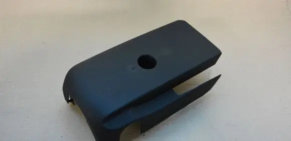 Steering wheel column trim