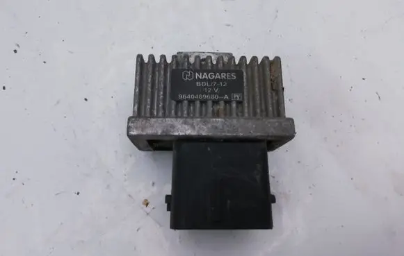 Dacia Sandero Glow plug pre-heat relay 9640469680