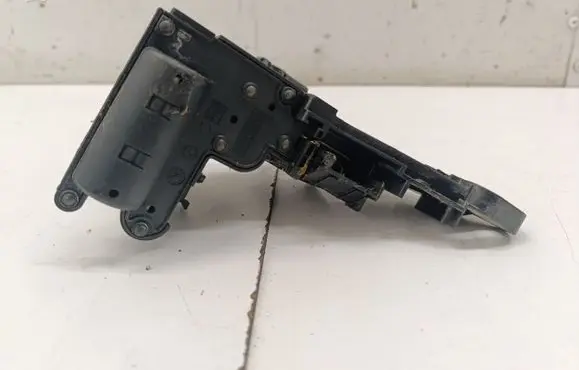 BMW 2 F22 F23 Current control relay 9296151