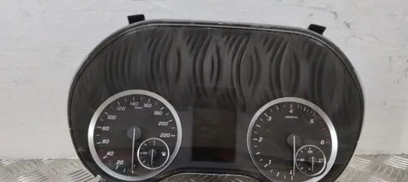 Mercedes-Benz Vito Viano W447 Speedometer (instrument cluster) 3137451 A4479005223
