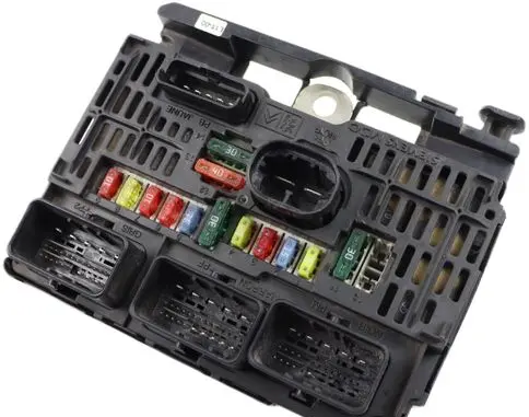 Citroen C4 I BSM Control unit 9661682980 S118983011A BSML1100