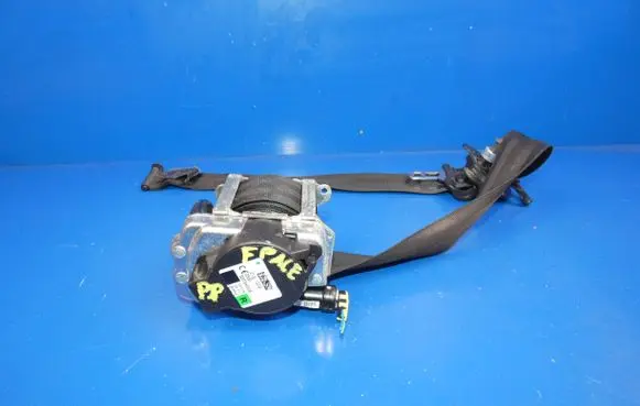 Jaguar F-Pace Front seatbelt 0589P10021 635394200A 012L0000