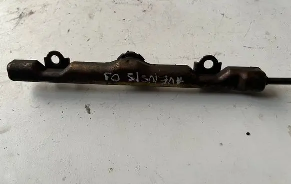 Toyota Avensis T250 Fuel main line pipe
