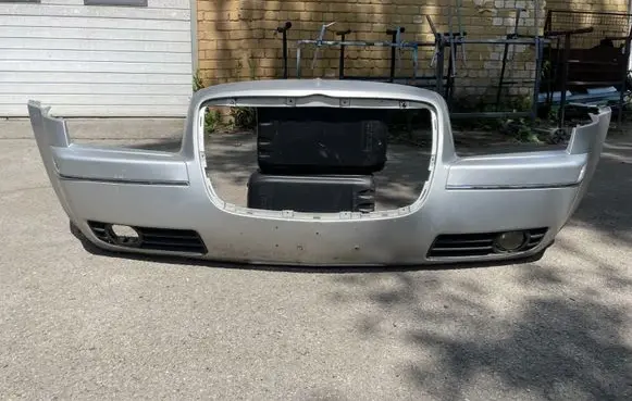 Chrysler 300 - 300C Front bumper