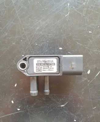 Volkswagen Golf Plus Exhaust gas pressure sensor 076906051A
