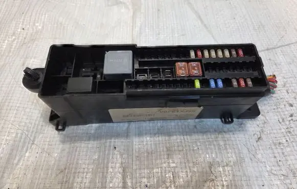 Ford C-MAX II Fuse box set AV6T14K131AB