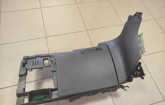 Peugeot 5008 Glove box 9685168577