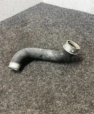 Porsche Macan (95B) Intercooler hose/pipe 95B145834