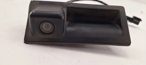 Volkswagen PASSAT B7 Tailgate trunk handle 827566 3C9P32611