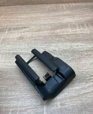 Mercedes-Benz E W211 Front driver seat rail trim 2119190920 70040005