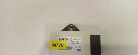 Mercedes-Benz Vito Viano W639 ESP acceleration yaw rate sensor A0065424218 0265005774
