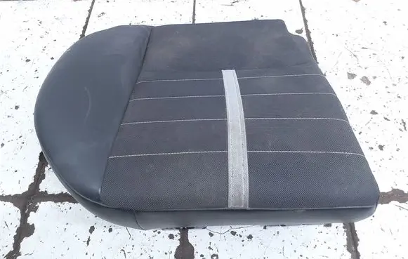 Ford Kuga I Rear seat 