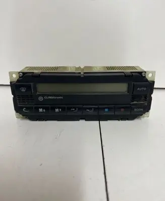 Volkswagen PASSAT B5 Climate control unit 3B1907044A