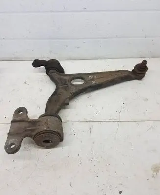 Peugeot 807 Front lower control arm/wishbone 3081
