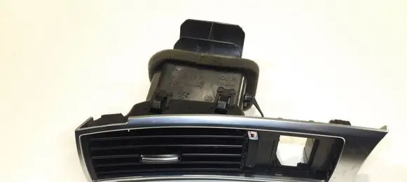 Audi A6 S6 C6 4F Dashboard side air vent grill/cover trim 4F1820901D