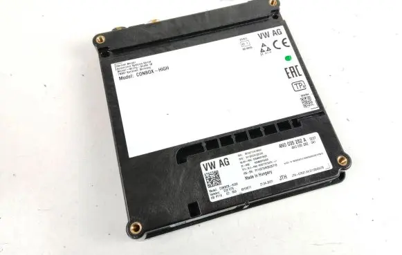 Porsche Taycan 9J1 Other control units/modules 4N0035282A 4N0035282 8859856FB426