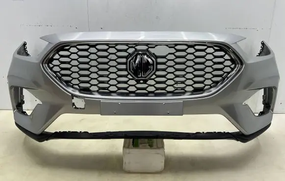 MG ZS Front bumper P10628329