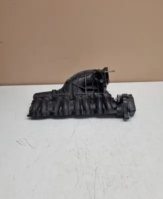 Hyundai Santa Fe Intake manifold 283812F600 16A210017
