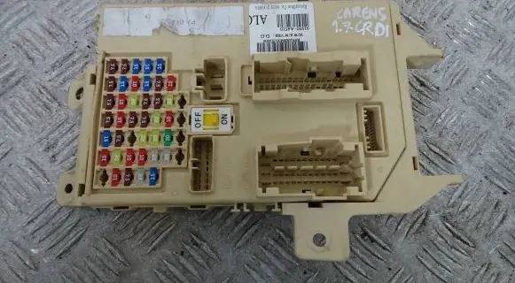 KIA Carens III Fuse box set 91950-A4510
