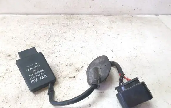 Volkswagen Golf V Fuel injection pump control unit/module 1K0906093F