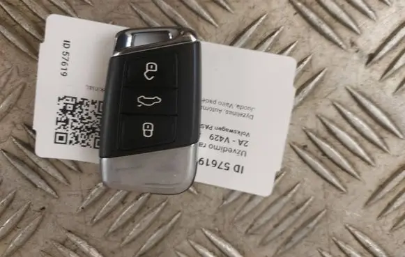 Volkswagen PASSAT B8 Ignition key/card 3G0959752AL A2C16969905