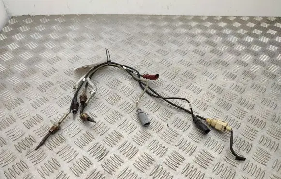 Skoda Octavia Mk4 Exhaust gas temperature sensor 05L906088AM 05L906088CA 05L906088AK