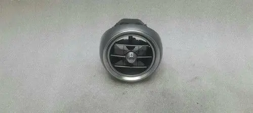 Mercedes-Benz C W205 Dash center air vent grill A2058304400