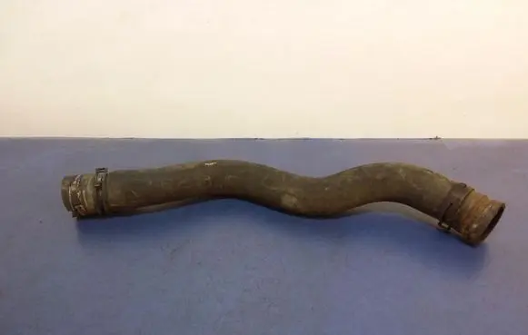 Opel Insignia A Engine coolant pipe/hose 56556389