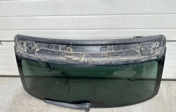 BMW 5 F10 F11 Opening tailgate glass 17713010