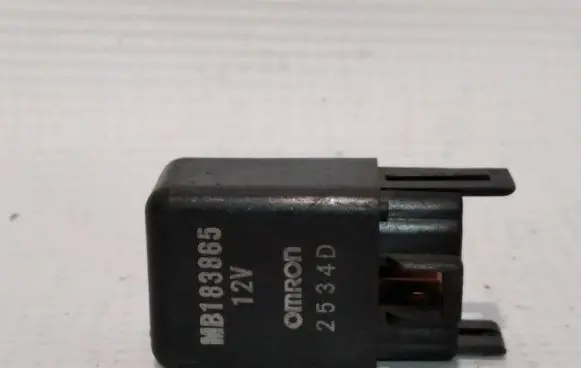 Mitsubishi Pajero Other relay MB183865