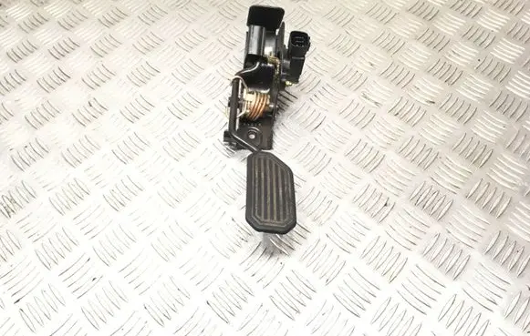 Toyota Corolla Verso AR10 Accelerator throttle pedal 8928152011 1983003031 12F06